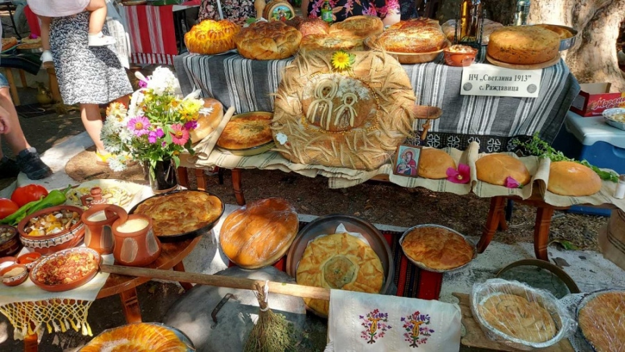 Зам. министърът на туризма Мария Белколева откри културния фестивал Панагия- Въздигане на хляба в Кюстендил