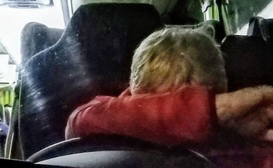 Уволнен е заспиващият шофьор на автобуса от Слънчев бряг 