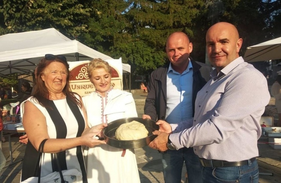 Стотици гости на Банско опитаха автентични ястия на кулинарен фестивал