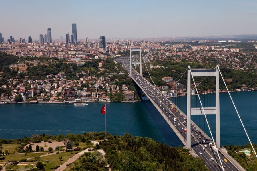 Близо 5 милиона туристи са посетили Истанбул през тази година