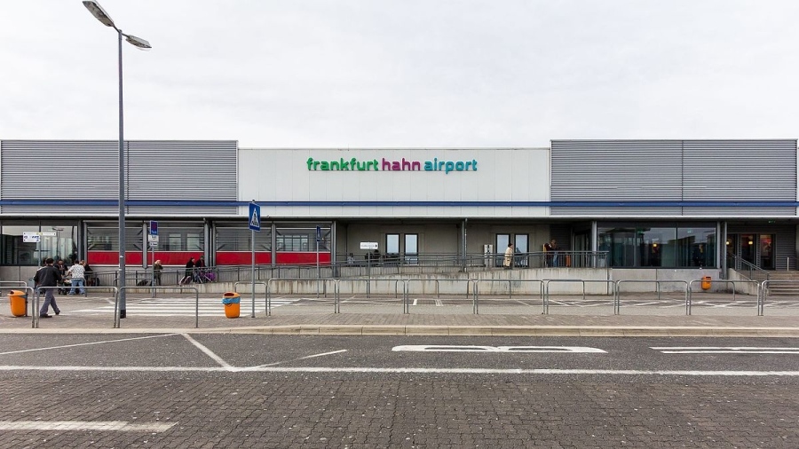 Германското летище за нискотарифни полети Frankfurt Hahn фалира