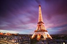 Франция ще съживява туризма с  1.9 млрд. евро