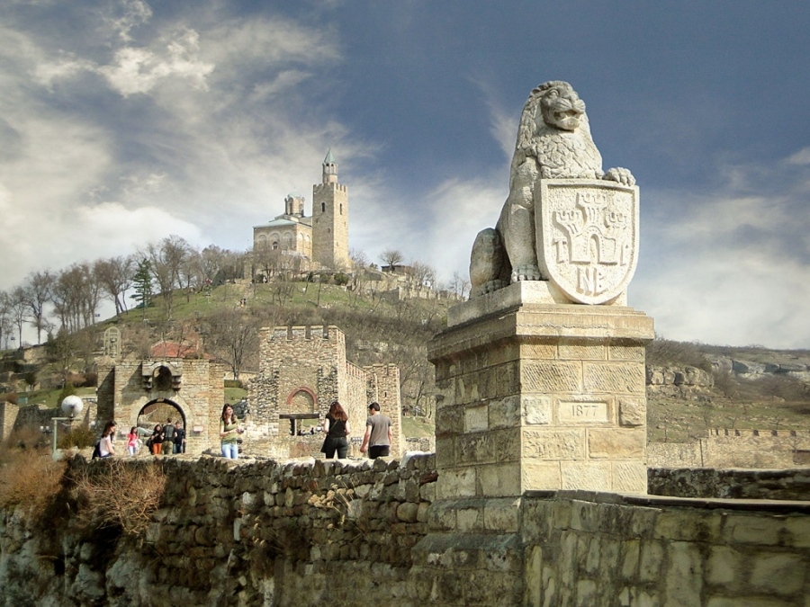 Крепостта Царевец традиционно посреща туристи още на 1 януари