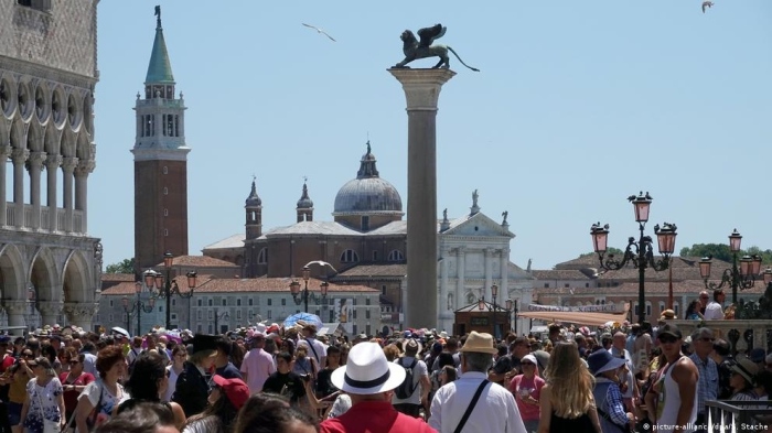 Туризмът съсипва Венеция 