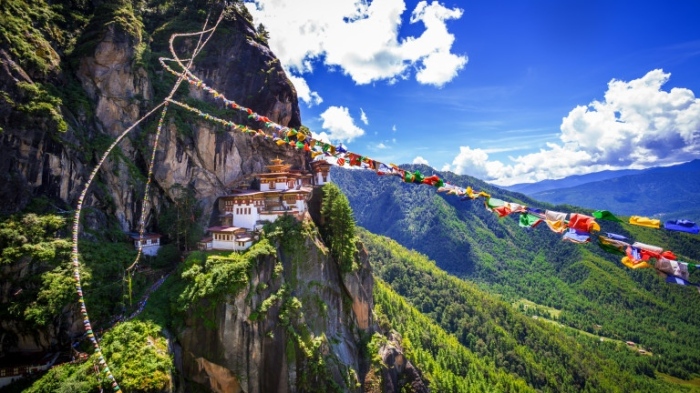 Бутан отваря свещената пътека за туристи
