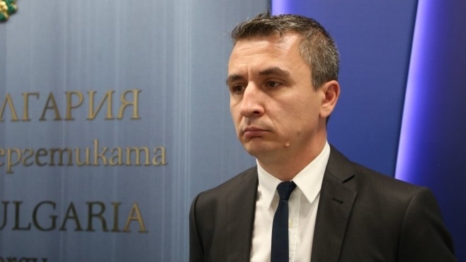 Министър Николов: Имаме готови мерки, ако спрат доставките на газ