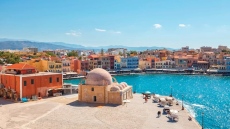 Луксозен хотел на Крит има зашеметяващ плаж
