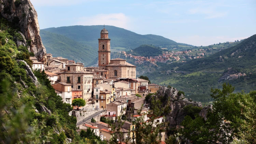 Десет слабо познати курорти в Италия набират популярност