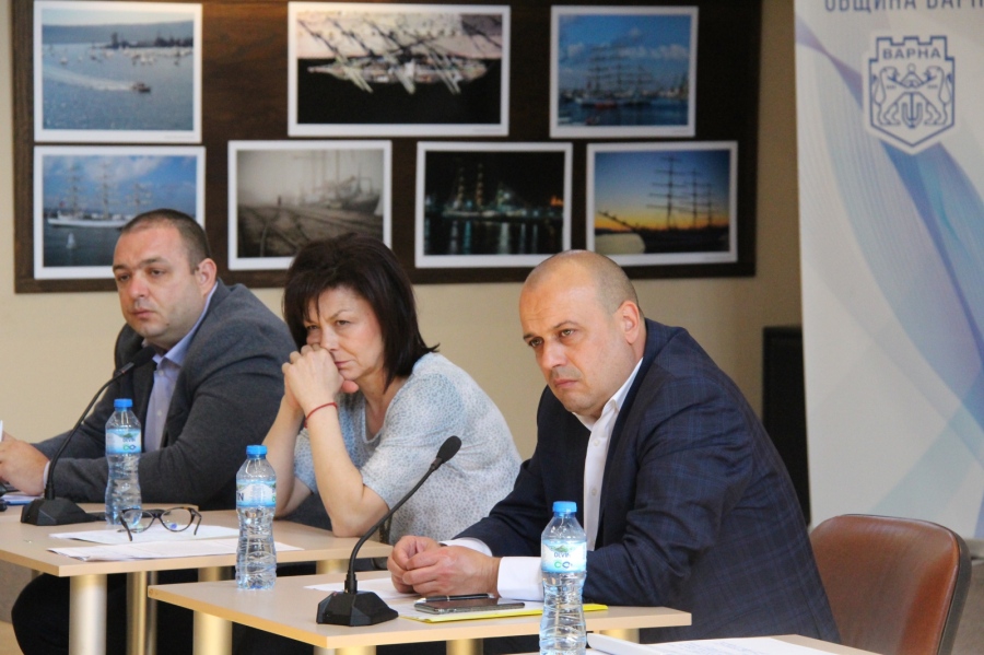 Министър Проданов във Варна: С 16 по-малко ще бъдат неохраняемите морски плажове тази година