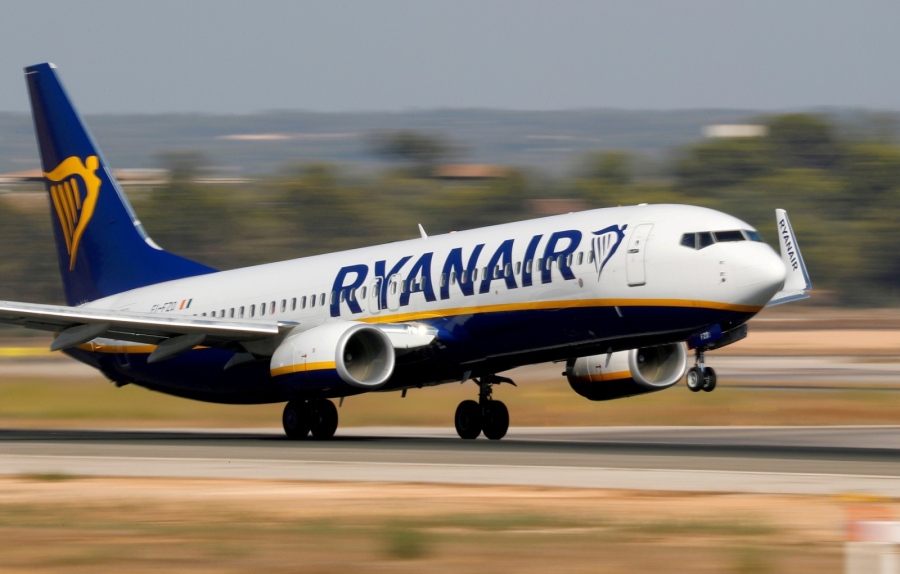 Ryanair: През цялото лято ще има отменени и забавени полети