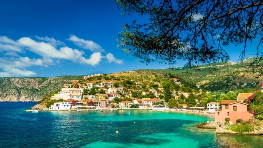 Топ 10 на най-добрите курорти в Гърция