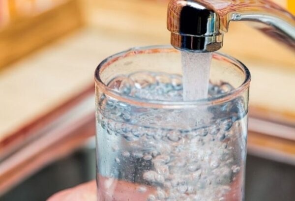 Хотелиери обжалват скъпата вода в Бургас