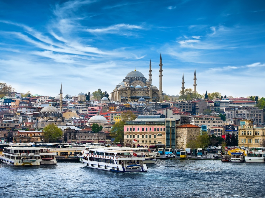 Турция със силен сезон и рекордни приходи от туризма