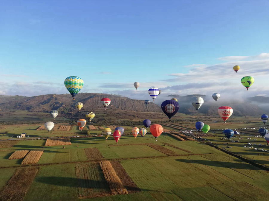 Балонена фиеста е новият хит за туристите в Белоградчик 