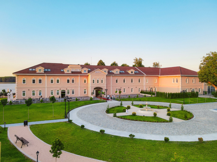 Винарска изба Bononia Estate Winery край Видин отвори луксозен хотел