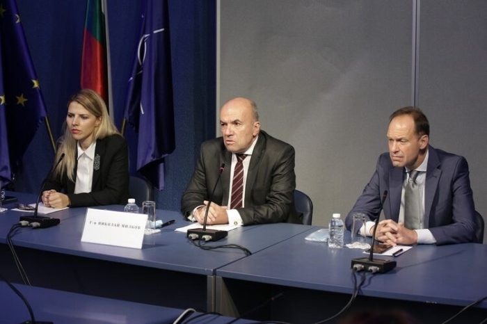 България е против спирането на визите за руснаците