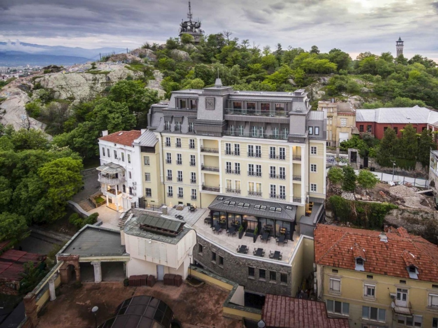 Новият хотел Vizualiza в Пловдив привлича с изкуство 