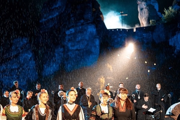 Божественият природен феномен Белоградчишките скали се сля в едно с емоцията на артисти и публика в 4 спектакъла