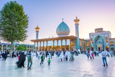 Космос травел предлага екскурзия по следите на божественото в Иран 