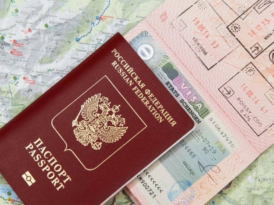 Българските визи за руснаците стават 80 евро и ще има интервюта