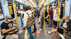 Отпада задължителното носене на маски в италианския градски транспорт