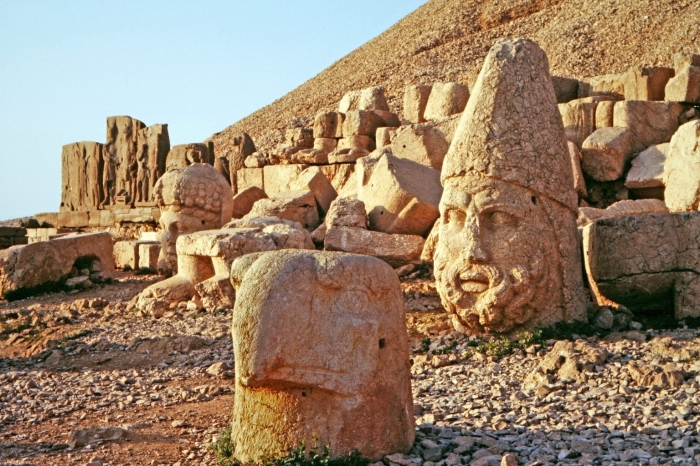 Турция ще консервира каменните глави в Немрут