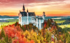 Петте най-красиви луксозни замъци в Европа, в които може да отседнете