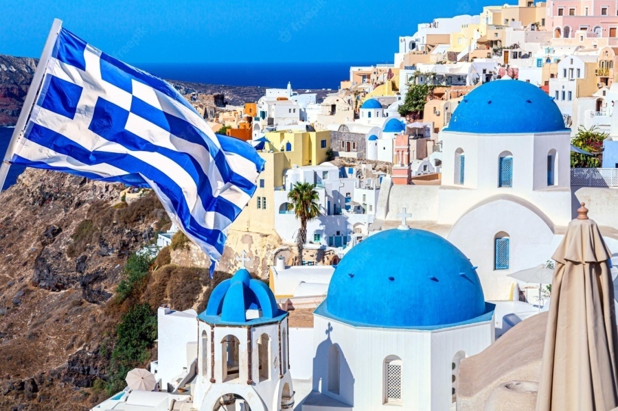 Гърция отчете 12.7 млрд. евро приходи от туризъм до август
