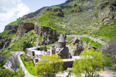 Елфи турс показват красотата на Армения и Грузия