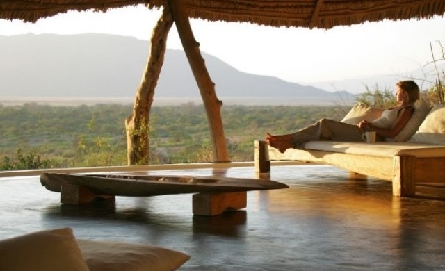 Изследователи на National Geographic поемат луксозeн сафари хотел в Кения