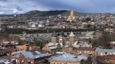 Турците пътуват до Грузия на пазар за телефони