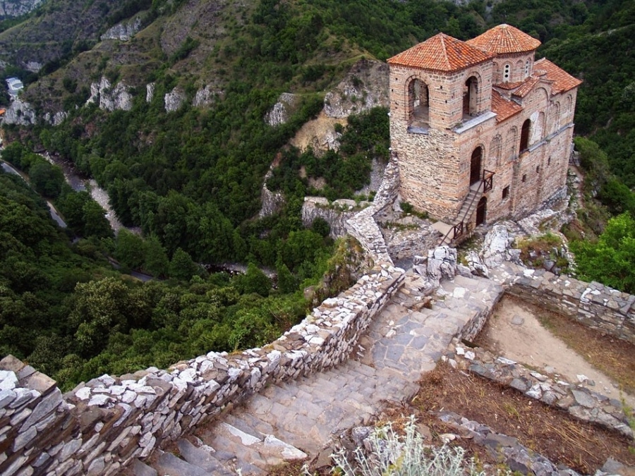 Над 1000 туристи на Асенова крепост за 3 дни