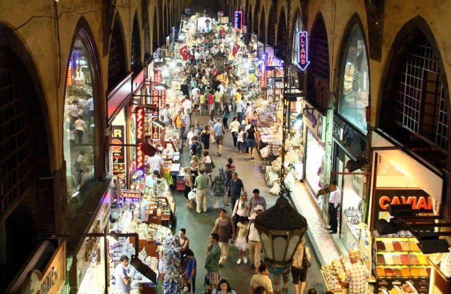 Близо 40 милиона души са посетили пазара Капалъ чаршъ в Истанбул миналата година
