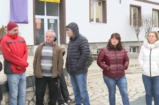 Хотелиерите в Добринище протестират срещу строителство в Пирин