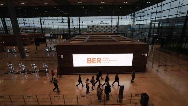 Берлинското летище Бранденбург днес отменя всички пътнически полети заради стачка