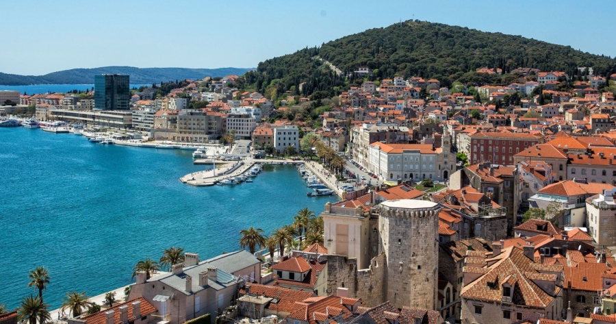 Туроператорът Абакс предлага за първи път директни чартъри до Сплит в Хърватия