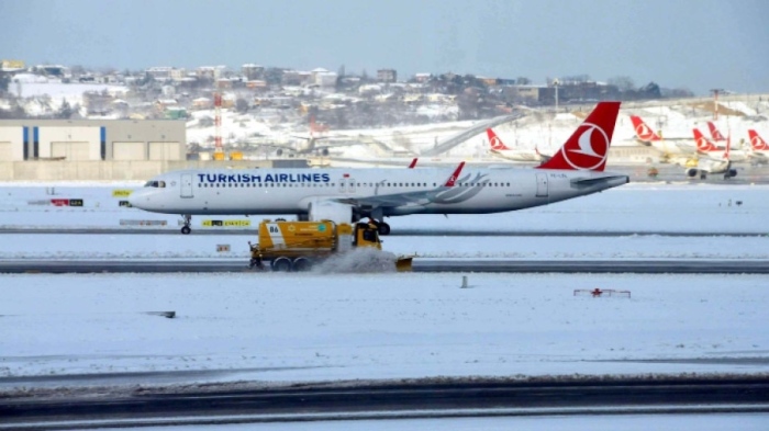 Turkish Airlines отменя почти 240 полета заради очакван силен снеговалеж в Истанбул