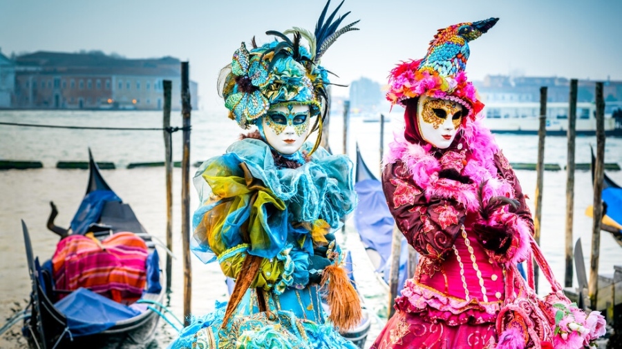 Карнавалът във Венеция започна с грандиозно шоу