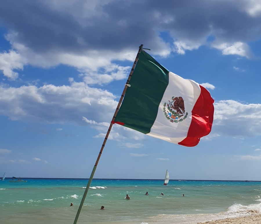 Вече няма проблеми с влизането на българи в Мексико