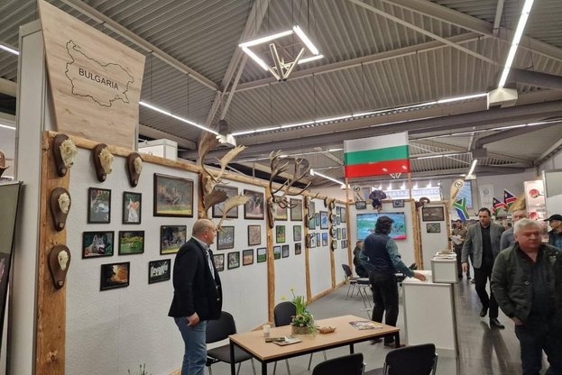 България се рекламира с ловни трофеи на изложение в Австрия