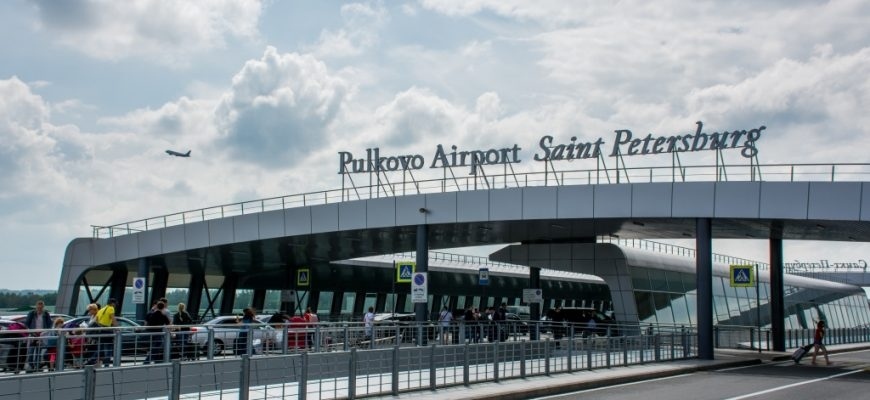 Летище Пулково в Санкт Петербург затвори заради неидентифициран обект в небето