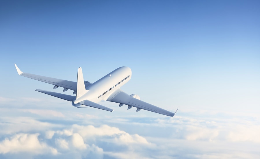 Авикомпании спират полети заради недостиг на двигатели и резервни части