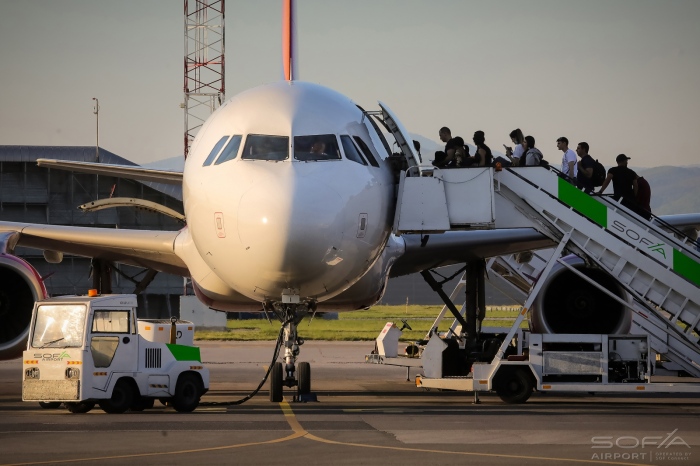 Летище София отчита спад в чартърите