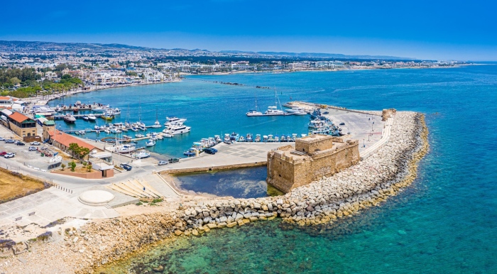 Онекс тур предлага почивки и екскурзии в гръцката част на Кипър