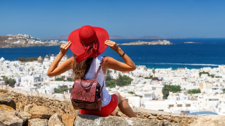 Гърция е увеличила приходите си от туризъм със 72% спрямо миналата година