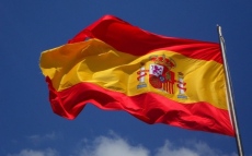 Испания търси поне 60 000 работници за туризма това лято
