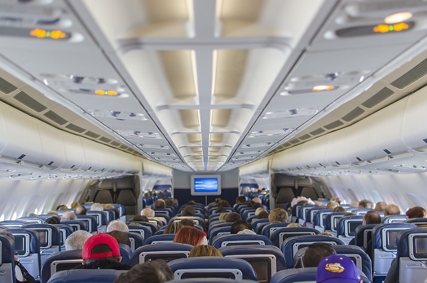 Проучване показва най-добрите и лоши оценки на авиокомпаниите от техните потребители