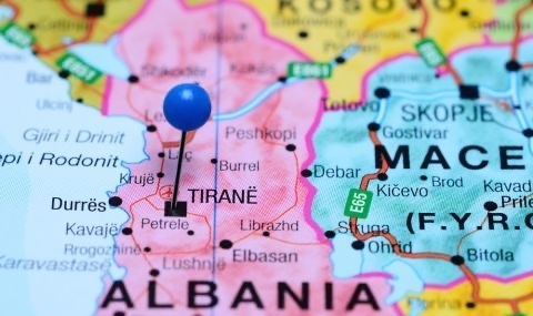 Албания въведе визи за руснаците