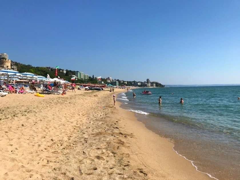 Министерството на туризма отдаде нови 6 плажа под наем