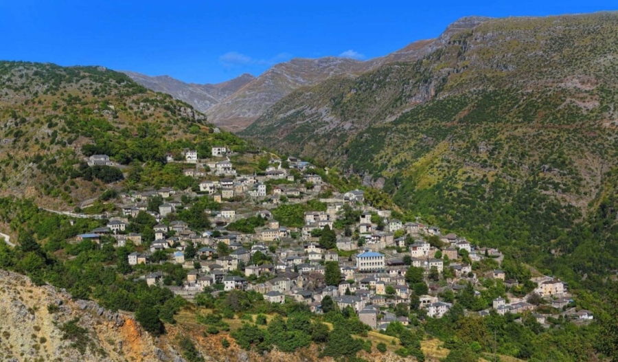 Вижте две от най-красивите села в Гърция